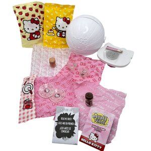 MGA Miniverse Make It Mini Food Hello Kitty Set Cappuccino Accessories Display B